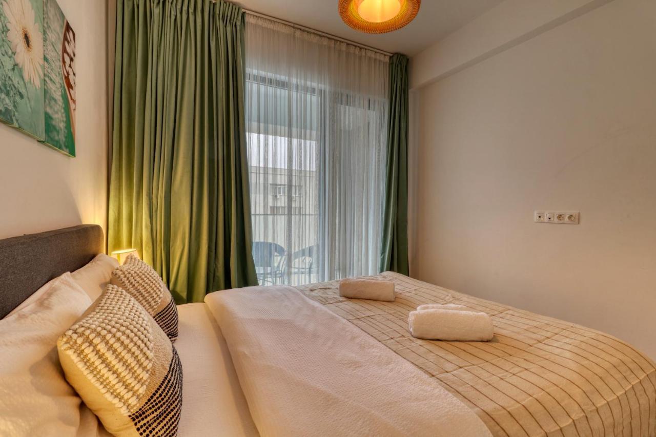 Relaxation Station - My Charming, Cosy&Inviting Apt - Smart Thermostat - Private Parking - Ior Park - Long Term Price Cuts Bukarest Exteriör bild