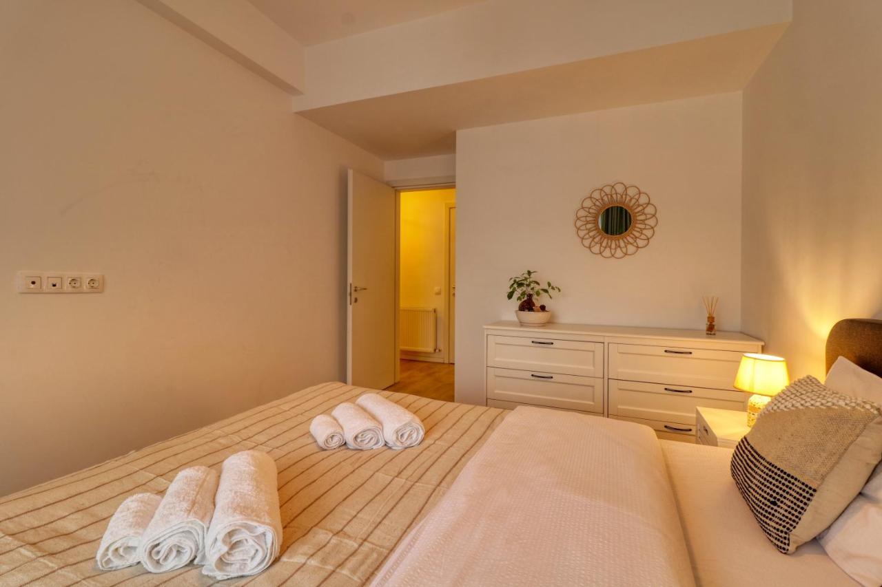 Relaxation Station - My Charming, Cosy&Inviting Apt - Smart Thermostat - Private Parking - Ior Park - Long Term Price Cuts Bukarest Exteriör bild