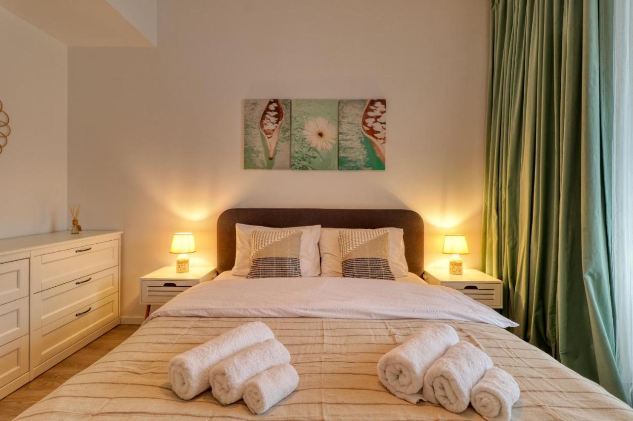 Relaxation Station - My Charming, Cosy&Inviting Apt - Smart Thermostat - Private Parking - Ior Park - Long Term Price Cuts Bukarest Exteriör bild